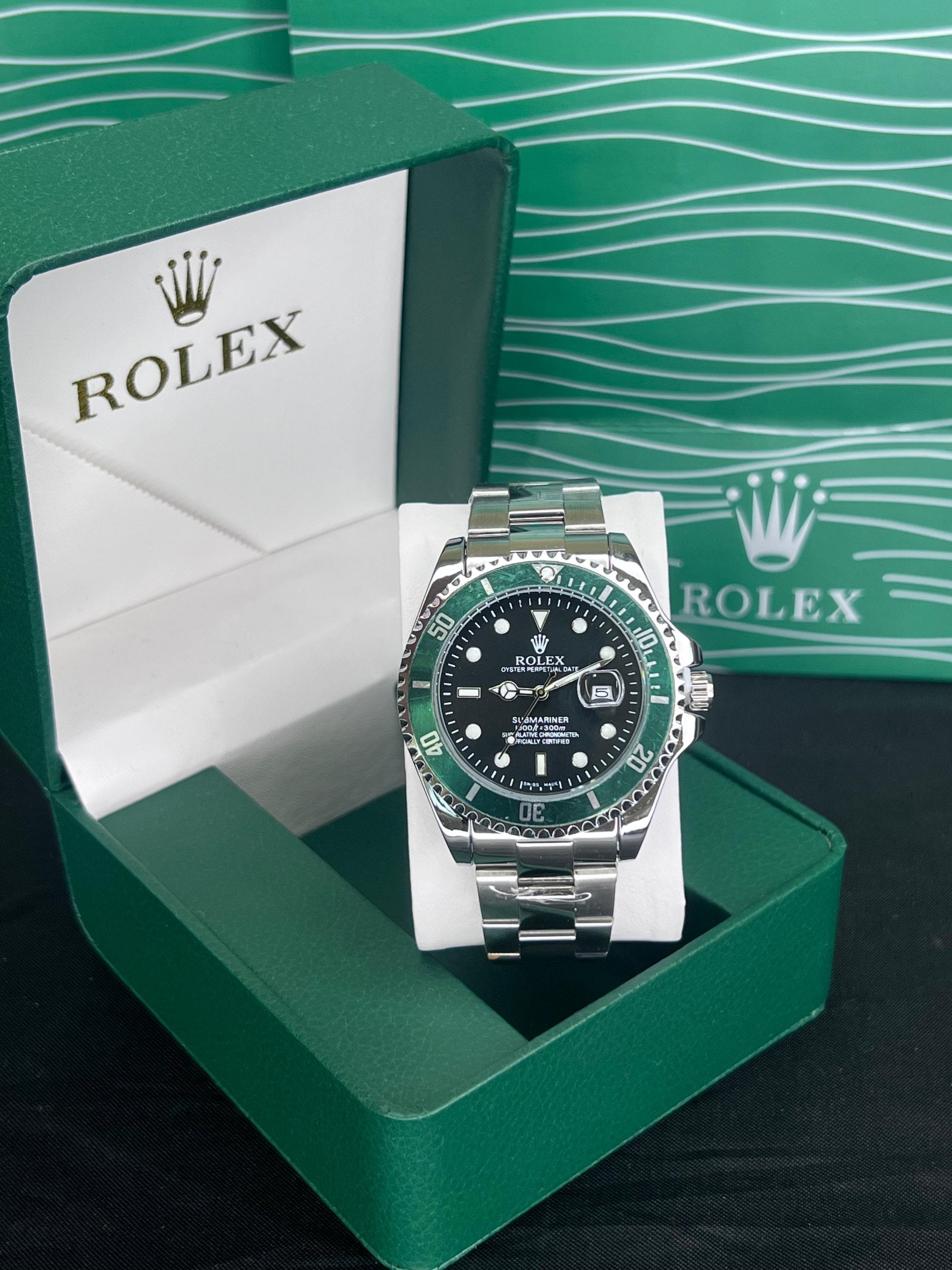 Reloj Submariner - No es Solo un Reloj... Es la Presencia que Habla por Ti.